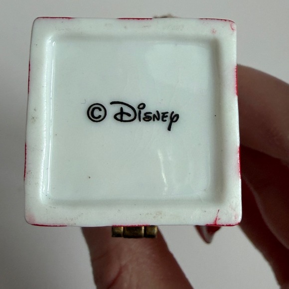 Vintage Disney Classic Winnie the Pooh Patriotic July Trinket Box American Flag - Picture 8 of 8